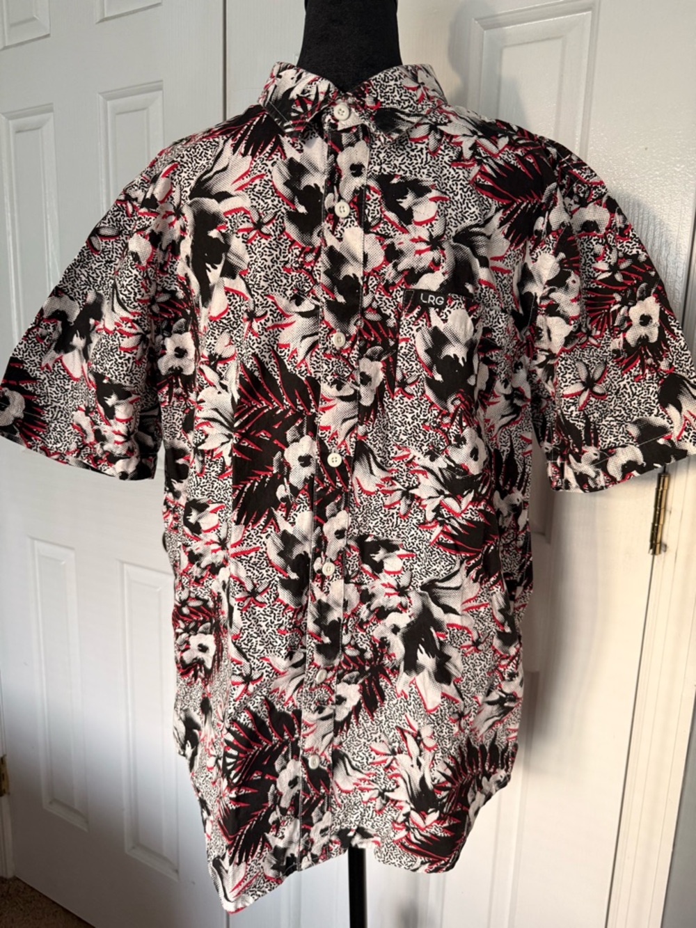 🔥 LRG Button Up Shirt Mens Medium Black White Red Floral Streetwear Size M